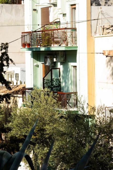 Dimofontas - Hub Thiseio & Gkazi Athene Buitenkant foto